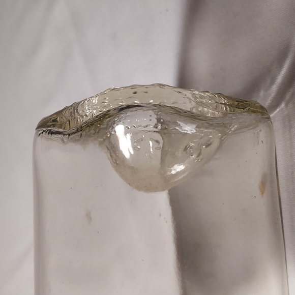 Vintage Glass Liquor Bottle Decanter - Picture 3 of 9